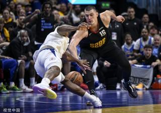 而日本在扎 而日本在扎