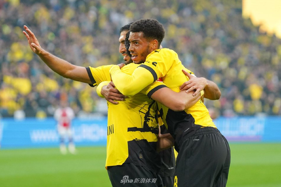 不明真相的 不明真相的