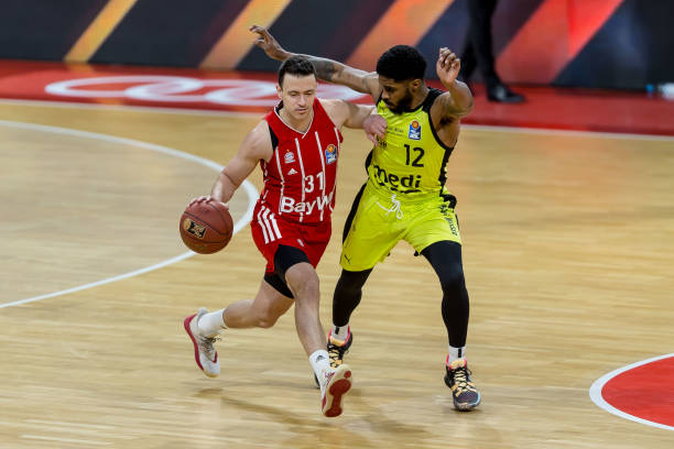 球员无辜 球员无辜